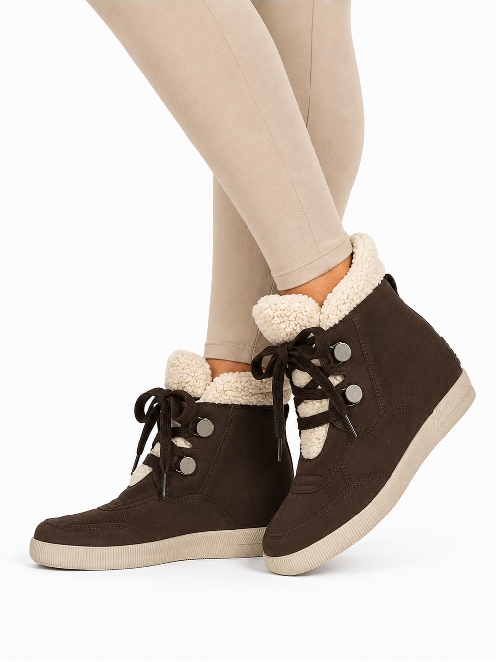 Sorel Out N About Cozy wedge boots brown suede women’s 8.5